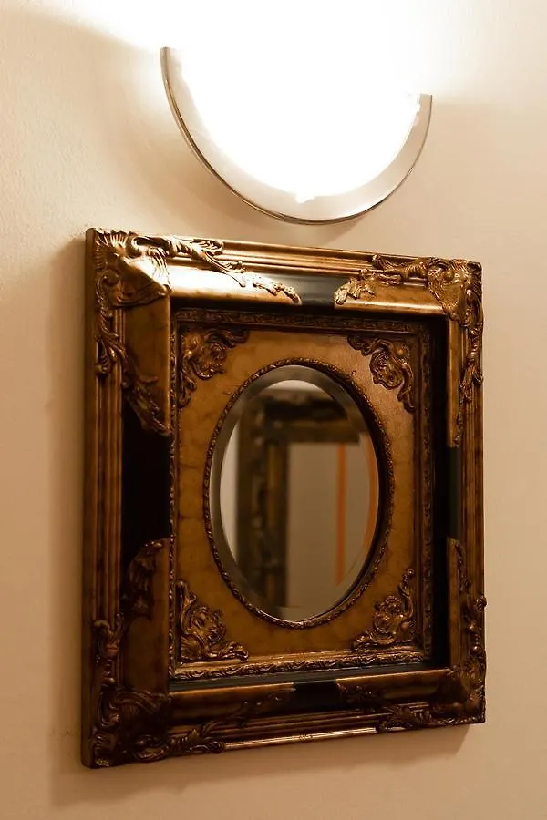 Suzana Iron'S Apartment ليوبليانا